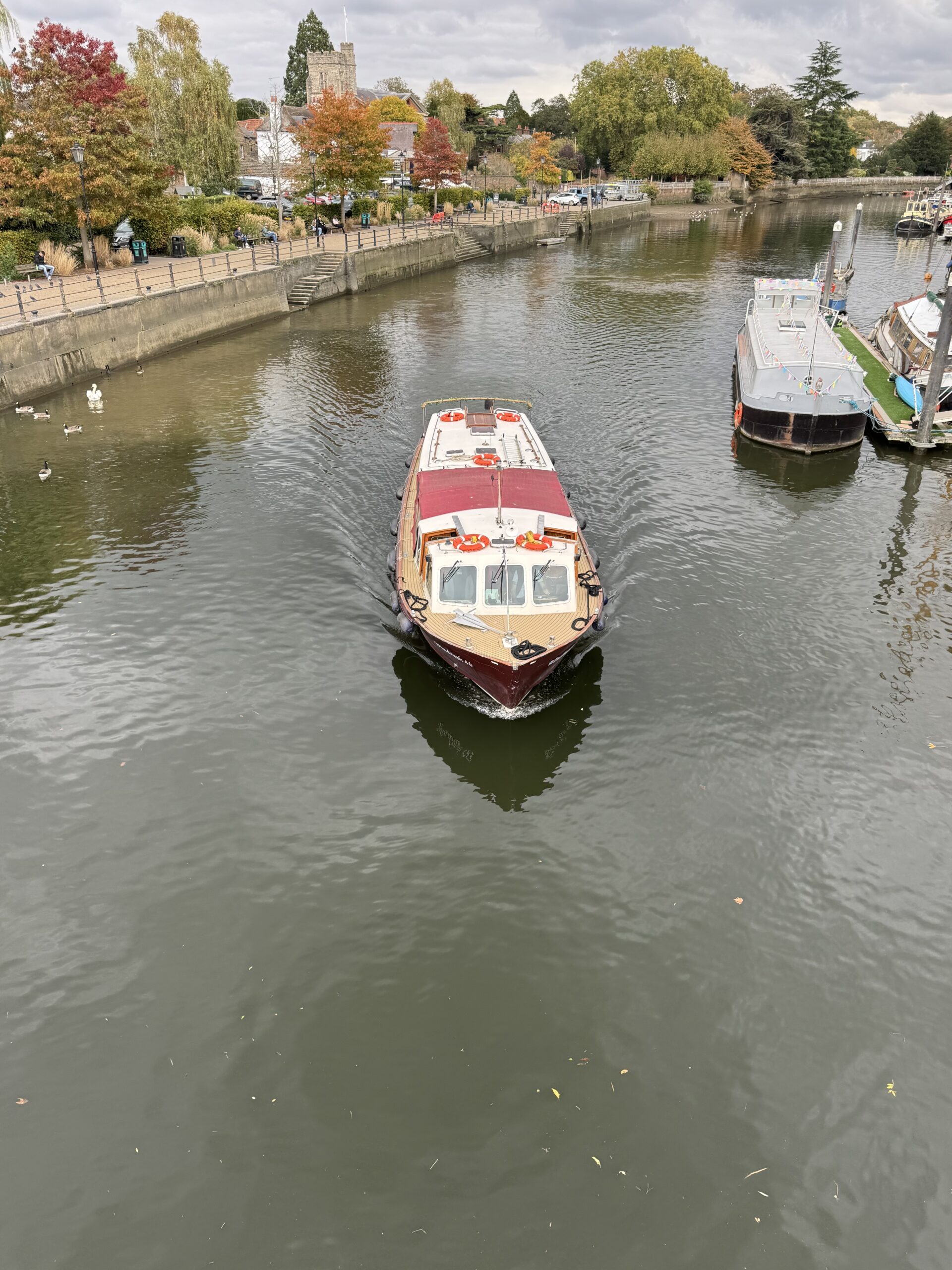 Elite London Cruises private Thames vessel